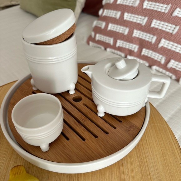 JIA Inc. in collaboration with national Palace Museum Japanese tea set! - Picture 5 of 10